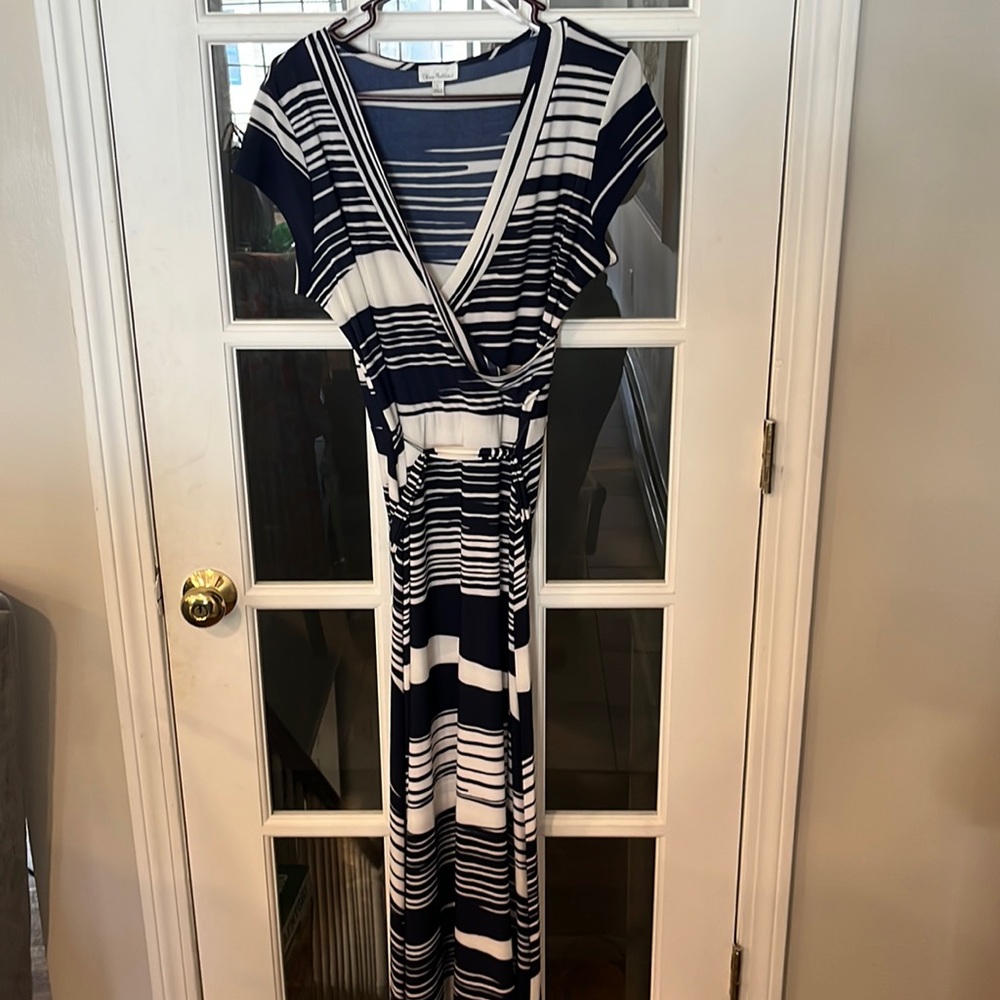 🐳 OLIVIA MATTHEWS MAXI DRESS 🐳